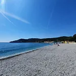 La Pergola Al 107 شقة كافو
